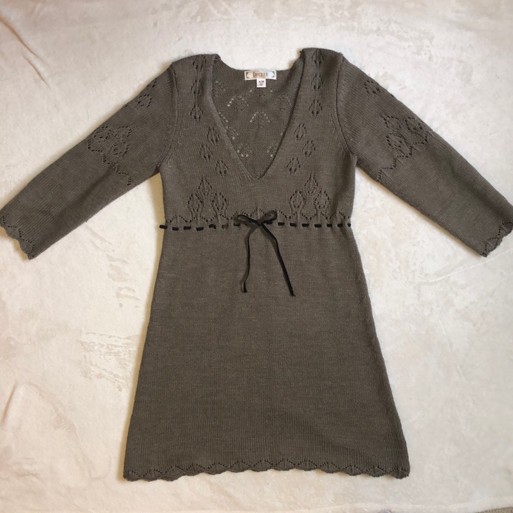 Mocha Brown Knit Bow V-Neck Long Sleeve Sweater Dress